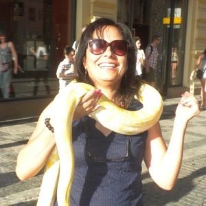 Meet your Posher, Elisa